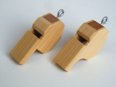 Trillferpfeife, Pfeife, Schüsselanhänger Holz