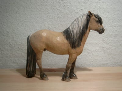 handgeschnitztes Pferd Holz