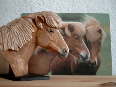 handgeschnitztes Pferd Holz